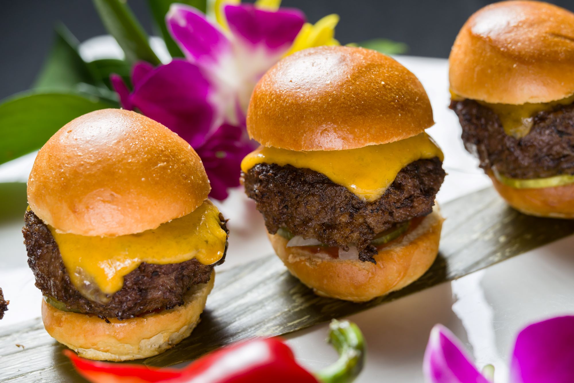 catering cheeseburger sliders